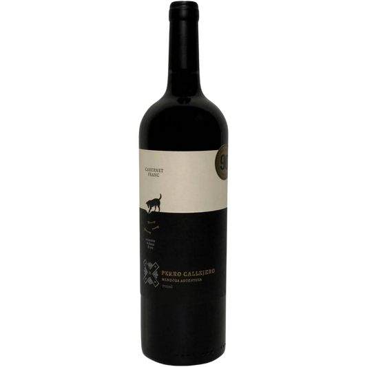 Bottle of Perro Callejero Cabernet Franc 2023 from Bodega Mosquita Muerta, Argentine red wine from Mendoza